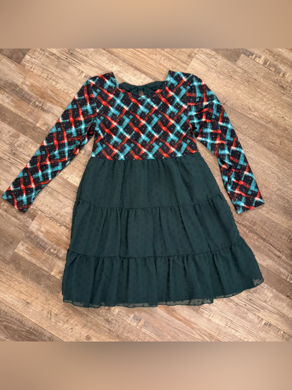 A bee bug boutique girls plaid Christmas dress size 10